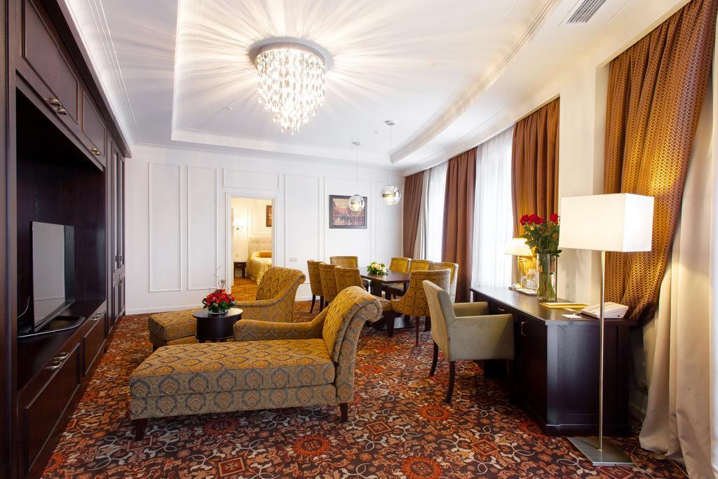 Business Hotel Continental Belgorod Kamer foto